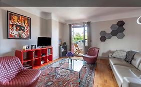 Exceptionnel 3 Pieces Art Deco En Dernier Etage Avec Garage Prive Centre Biarritz